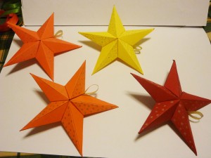 Origami Stella Di Natale Facile.Tutorial Stella Di Natale Amiciziaecreativita